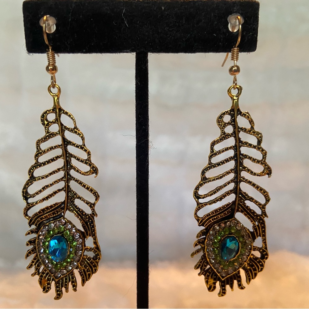 Elegant Gold and Blue Peacock Feather Earrings - Picture 1 of 2